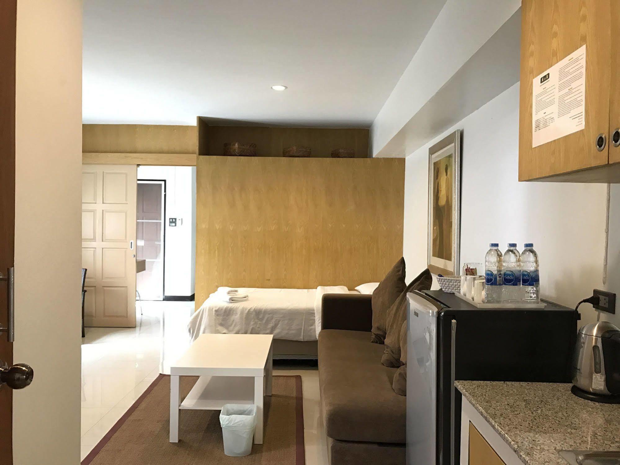 Ratchadamnoen Residence Bangkok Eksteriør billede